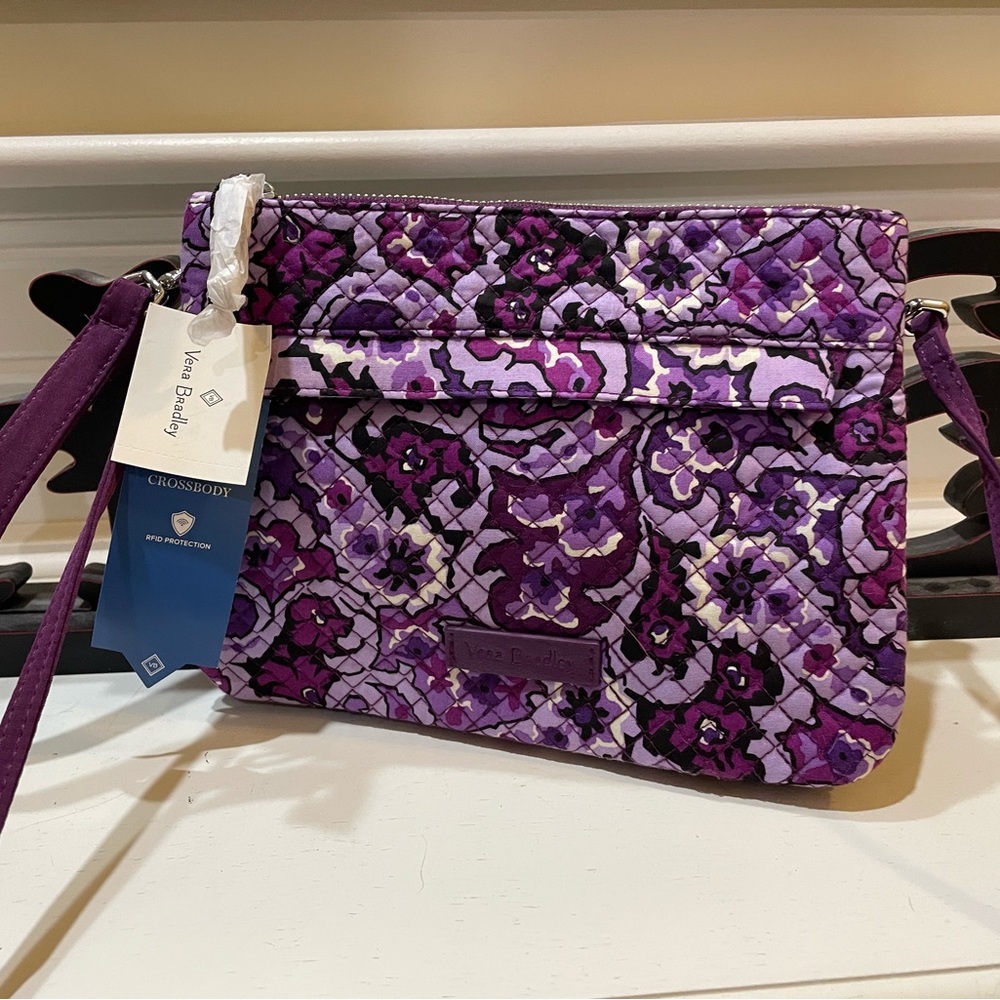 Vera Bradley Pocketbook